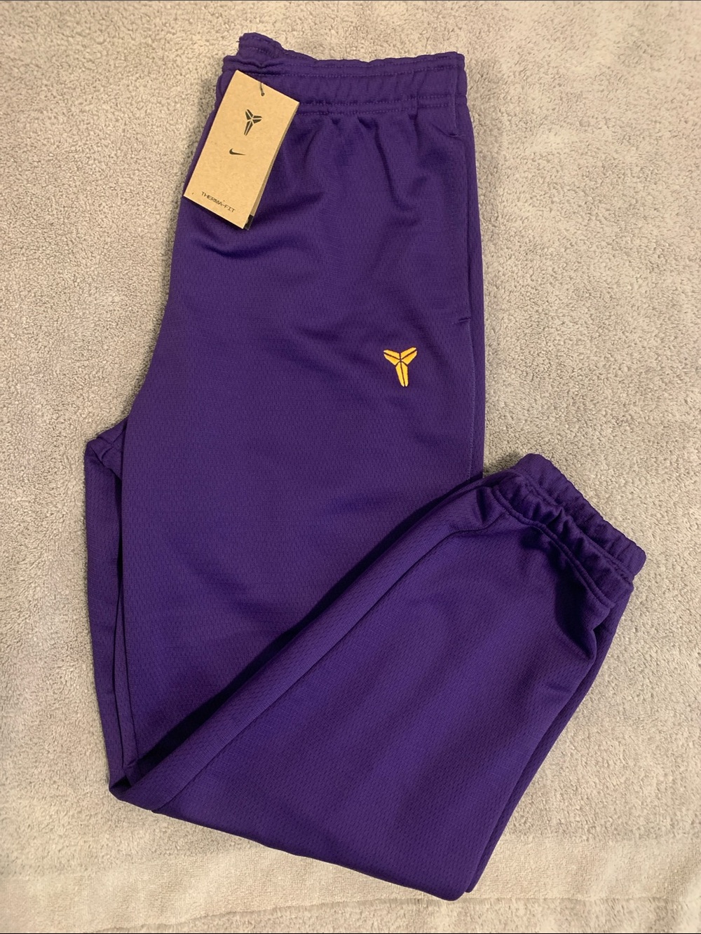 Kids Nike Kobe sweats! NWT